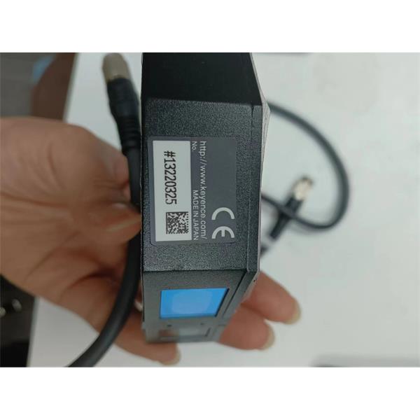 KEYENCE基恩士LK-G3000系列高速高精度CCD激光位移傳感器感測頭LK-G150